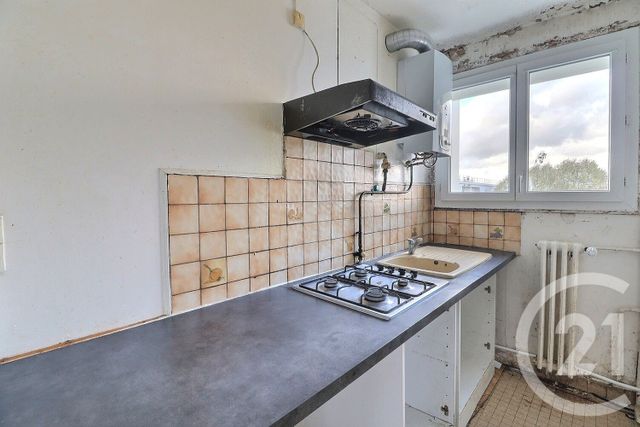 Appartement F5 à vendre - 5 pièces - 72.36 m2 - VILLEPINTE - 93 - ILE-DE-FRANCE - Century 21 Vert-Galant