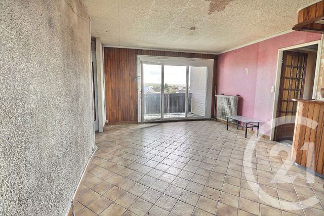 Appartement F5 à vendre - 5 pièces - 72.36 m2 - VILLEPINTE - 93 - ILE-DE-FRANCE - Century 21 Vert-Galant