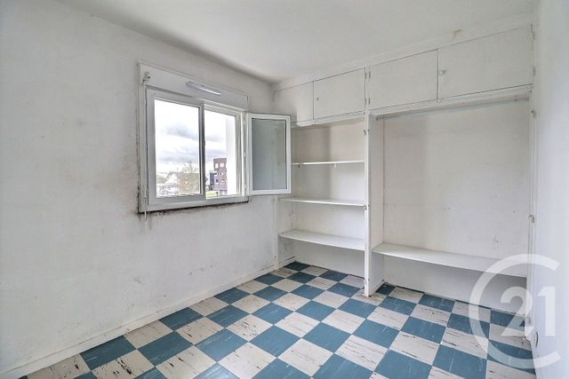 Appartement F3 à vendre - 3 pièces - 50.62 m2 - VILLEPINTE - 93 - ILE-DE-FRANCE - Century 21 Vert-Galant