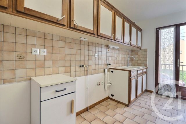 Appartement F3 à louer - 3 pièces - 59.13 m2 - TREMBLAY EN FRANCE - 93 - ILE-DE-FRANCE - Century 21 Vert-Galant