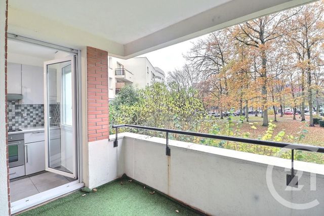 Afficher la photo en grand Appartement F3 à louer - 3 pièces - 67.55 m2 - TREMBLAY EN FRANCE - 93 - ILE-DE-FRANCE - Century 21 Vert-Galant