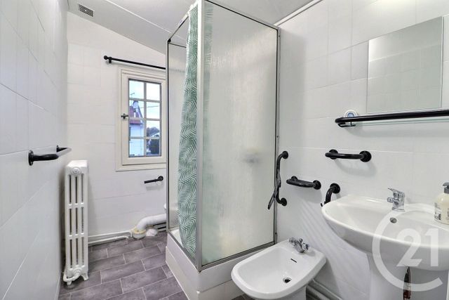 maison à vendre - 3 pièces - 77.77 m2 - TREMBLAY EN FRANCE - 93 - ILE-DE-FRANCE - Century 21 Vert-Galant