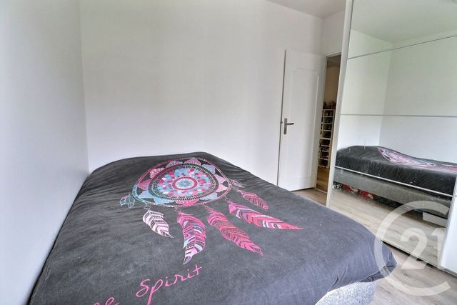 Appartement F2 à vendre - 2 pièces - 48.71 m2 - TREMBLAY EN FRANCE - 93 - ILE-DE-FRANCE - Century 21 Vert-Galant