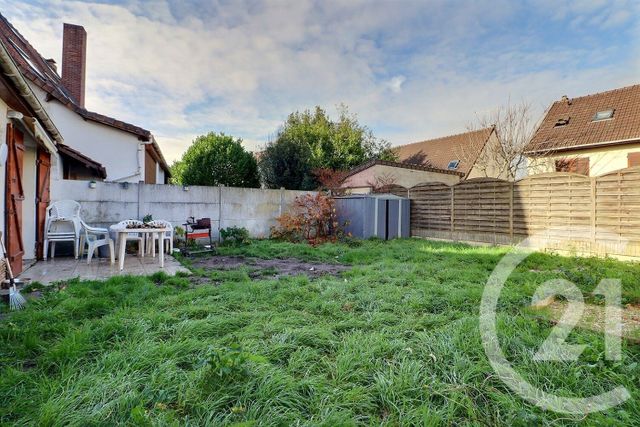 Appartement F2 à vendre - 2 pièces - 48.71 m2 - TREMBLAY EN FRANCE - 93 - ILE-DE-FRANCE - Century 21 Vert-Galant