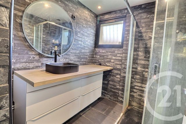 Appartement F2 à vendre - 2 pièces - 48.71 m2 - TREMBLAY EN FRANCE - 93 - ILE-DE-FRANCE - Century 21 Vert-Galant