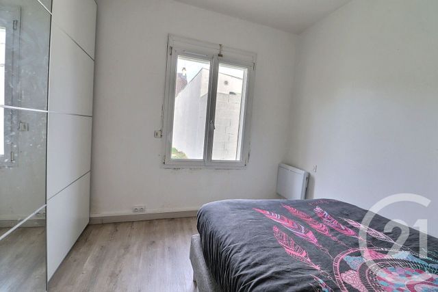Appartement F2 à vendre - 2 pièces - 48.71 m2 - TREMBLAY EN FRANCE - 93 - ILE-DE-FRANCE - Century 21 Vert-Galant