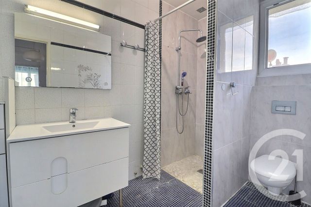 maison à vendre - 5 pièces - 108.9 m2 - TREMBLAY EN FRANCE - 93 - ILE-DE-FRANCE - Century 21 Vert-Galant