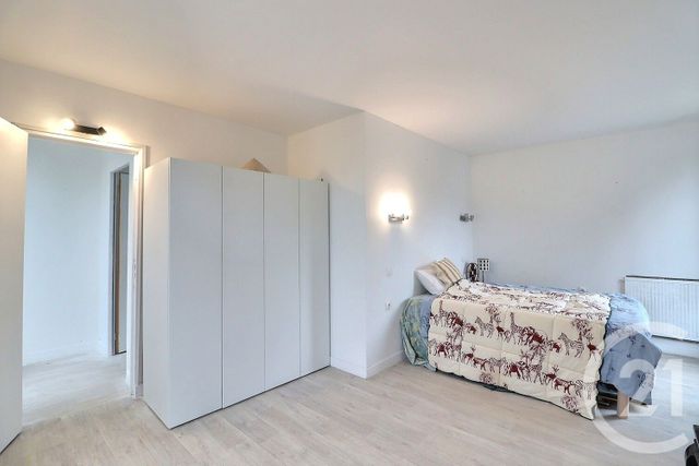 Appartement F3 à vendre - 3 pièces - 76.15 m2 - VILLEPINTE - 93 - ILE-DE-FRANCE - Century 21 Vert-Galant