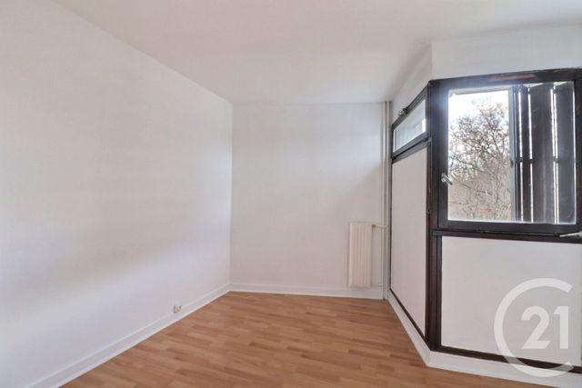Appartement F4 à louer - 4 pièces - 82.77 m2 - TREMBLAY EN FRANCE - 93 - ILE-DE-FRANCE - Century 21 Vert-Galant