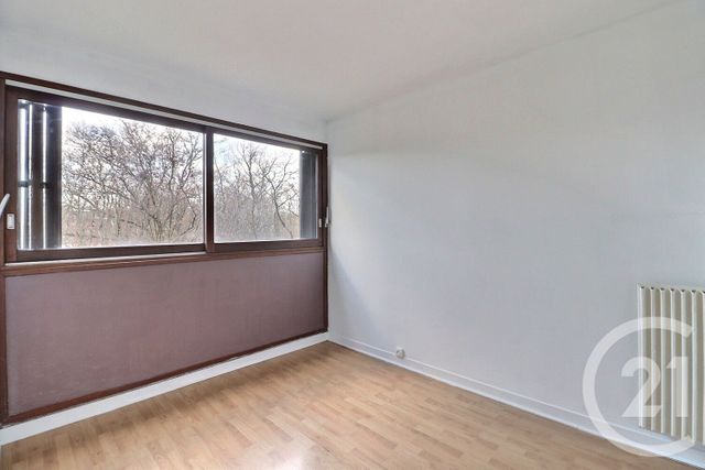 Appartement F4 à louer - 4 pièces - 82.77 m2 - TREMBLAY EN FRANCE - 93 - ILE-DE-FRANCE - Century 21 Vert-Galant