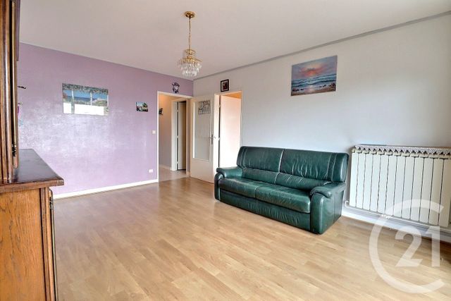 Appartement F4 à vendre - 4 pièces - 82.25 m2 - TREMBLAY EN FRANCE - 93 - ILE-DE-FRANCE - Century 21 Vert-Galant