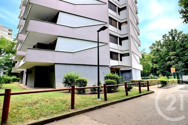 Appartement F4 à vendre - 4 pièces - 78.51 m2 - TREMBLAY EN FRANCE - 93 - ILE-DE-FRANCE - Century 21 Vert-Galant