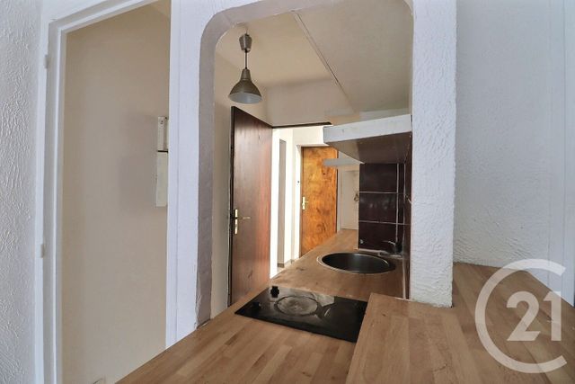 Appartement F1 à vendre - 1 pièce - 18.5 m2 - TREMBLAY EN FRANCE - 93 - ILE-DE-FRANCE - Century 21 Vert-Galant