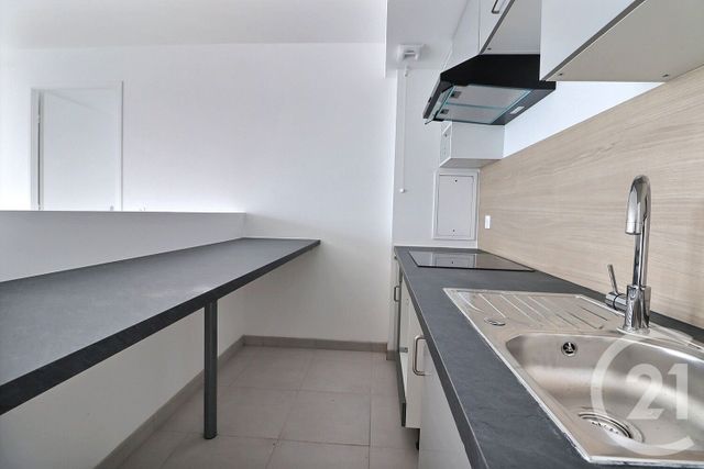 Appartement F4 à louer - 4 pièces - 78.0 m2 - LE BLANC MESNIL - 93 - ILE-DE-FRANCE - Century 21 Vert-Galant