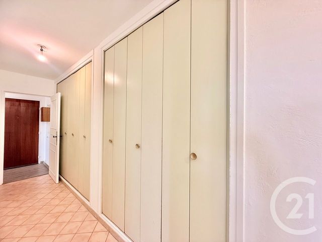 Appartement F4 à vendre - 4 pièces - 80.59 m2 - TREMBLAY EN FRANCE - 93 - ILE-DE-FRANCE - Century 21 Vert-Galant