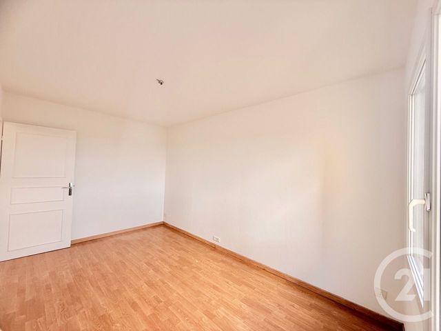 Appartement F4 à vendre - 4 pièces - 80.59 m2 - TREMBLAY EN FRANCE - 93 - ILE-DE-FRANCE - Century 21 Vert-Galant