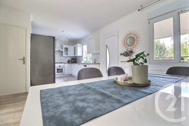 maison à vendre - 5 pièces - 97.08 m2 - TREMBLAY EN FRANCE - 93 - ILE-DE-FRANCE - Century 21 Vert-Galant