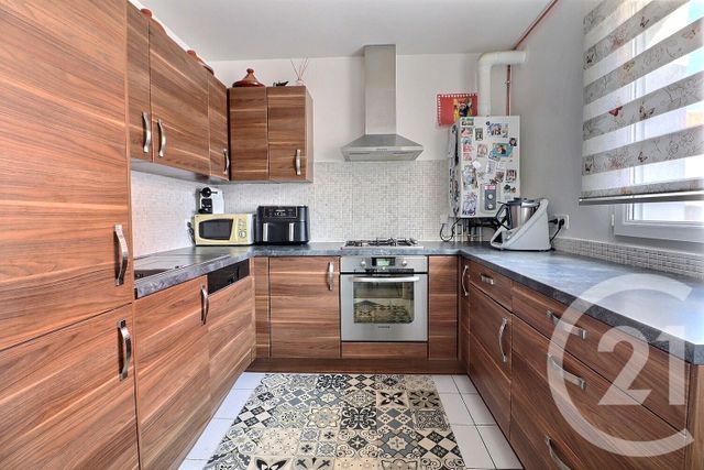 maison à vendre - 4 pièces - 82.14 m2 - TREMBLAY EN FRANCE - 93 - ILE-DE-FRANCE - Century 21 Vert-Galant