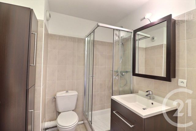 Appartement F2 à vendre - 2 pièces - 41.04 m2 - VAUJOURS - 93 - ILE-DE-FRANCE - Century 21 Vert-Galant