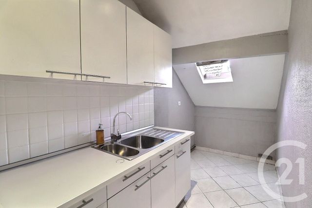 Appartement F2 à vendre - 2 pièces - 34.9 m2 - TREMBLAY EN FRANCE - 93 - ILE-DE-FRANCE - Century 21 Vert-Galant