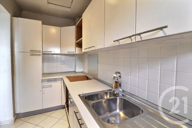 Appartement F2 à vendre - 2 pièces - 34.9 m2 - TREMBLAY EN FRANCE - 93 - ILE-DE-FRANCE - Century 21 Vert-Galant