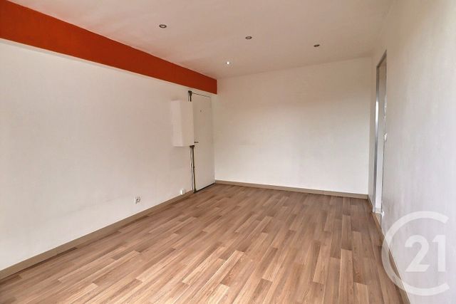 Appartement F2 à vendre - 2 pièces - 34.9 m2 - TREMBLAY EN FRANCE - 93 - ILE-DE-FRANCE - Century 21 Vert-Galant