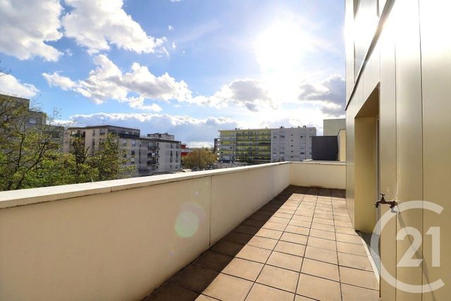 Appartement F2 à louer - 2 pièces - 37.0 m2 - TREMBLAY EN FRANCE - 93 - ILE-DE-FRANCE - Century 21 Vert-Galant