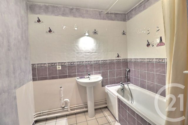 Appartement F2 à vendre - 2 pièces - 50.72 m2 - TREMBLAY EN FRANCE - 93 - ILE-DE-FRANCE - Century 21 Vert-Galant