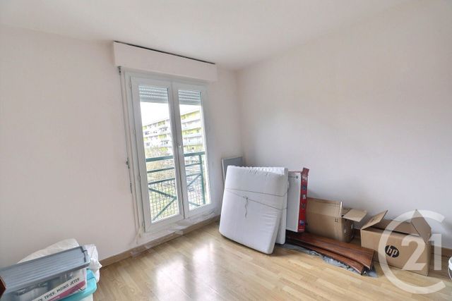Appartement F2 à vendre - 2 pièces - 50.72 m2 - TREMBLAY EN FRANCE - 93 - ILE-DE-FRANCE - Century 21 Vert-Galant