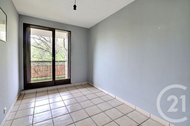 Appartement F4 à vendre - 4 pièces - 81.8 m2 - TREMBLAY EN FRANCE - 93 - ILE-DE-FRANCE - Century 21 Vert-Galant