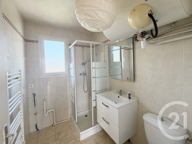 Appartement F2 à vendre - 2 pièces - 43.0 m2 - TREMBLAY EN FRANCE - 93 - ILE-DE-FRANCE - Century 21 Vert-Galant