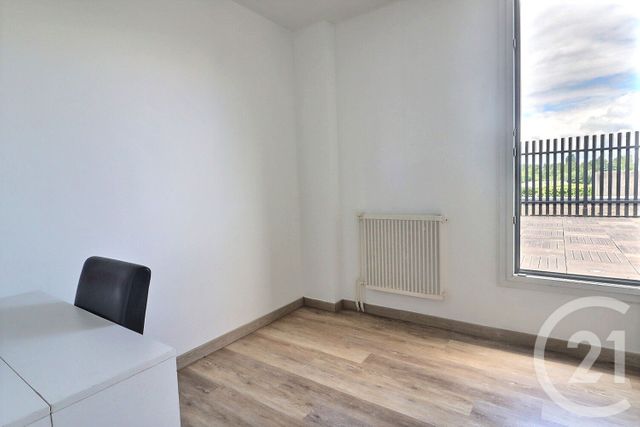 Appartement F5 à vendre - 5 pièces - 93.0 m2 - VILLEPINTE - 93 - ILE-DE-FRANCE - Century 21 Vert-Galant