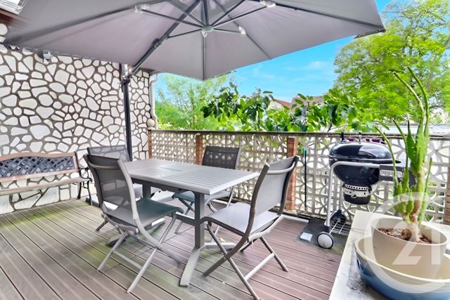 maison à vendre - 5 pièces - 127.71 m2 - TREMBLAY EN FRANCE - 93 - ILE-DE-FRANCE - Century 21 Vert-Galant