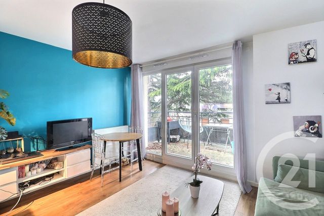 Appartement F3 à vendre - 3 pièces - 59.72 m2 - TREMBLAY EN FRANCE - 93 - ILE-DE-FRANCE - Century 21 Vert-Galant