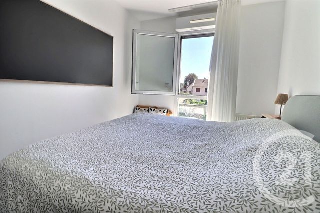 Appartement F4 à vendre - 4 pièces - 87.01 m2 - VILLEPINTE - 93 - ILE-DE-FRANCE - Century 21 Vert-Galant
