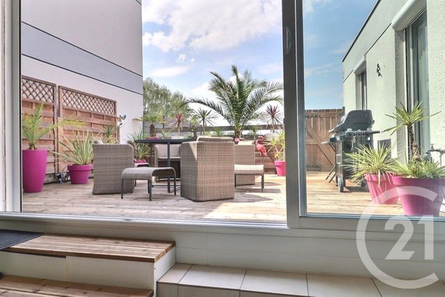 Appartement F4 à vendre - 4 pièces - 91.28 m2 - VILLEPINTE - 93 - ILE-DE-FRANCE - Century 21 Vert-Galant