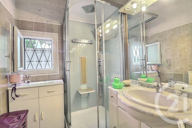 maison à vendre - 3 pièces - 80.54 m2 - TREMBLAY EN FRANCE - 93 - ILE-DE-FRANCE - Century 21 Vert-Galant