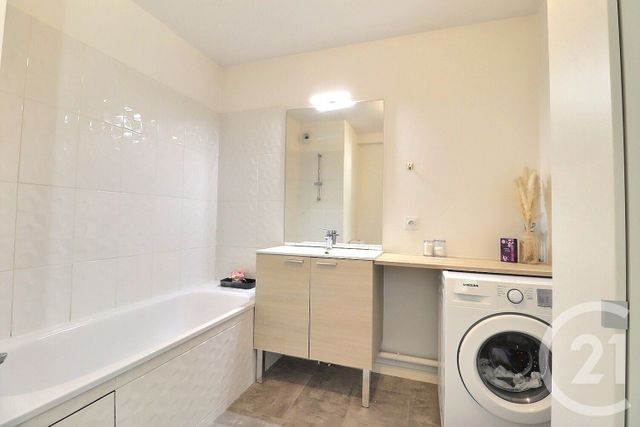 Appartement F2 à vendre - 2 pièces - 35.94 m2 - VILLEPINTE - 93 - ILE-DE-FRANCE - Century 21 Vert-Galant
