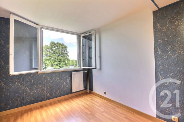 Appartement F4 à louer - 4 pièces - 82.13 m2 - VILLEPINTE - 93 - ILE-DE-FRANCE - Century 21 Vert-Galant