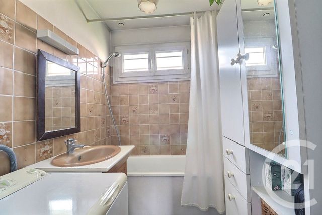 maison à vendre - 3 pièces - 68.0 m2 - TREMBLAY EN FRANCE - 93 - ILE-DE-FRANCE - Century 21 Vert-Galant