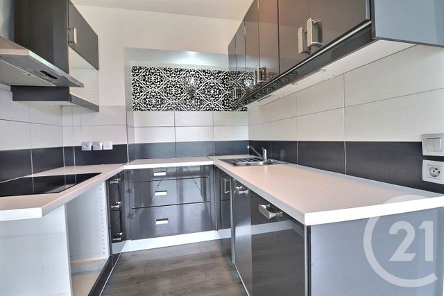 Appartement F3 à louer - 3 pièces - 61.65 m2 - VILLEPINTE - 93 - ILE-DE-FRANCE - Century 21 Vert-Galant