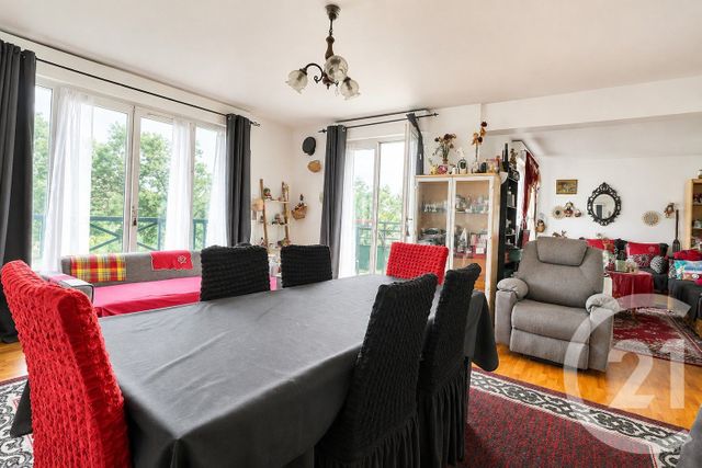Appartement F4 à vendre - 4 pièces - 83.77 m2 - TREMBLAY EN FRANCE - 93 - ILE-DE-FRANCE - Century 21 Vert-Galant