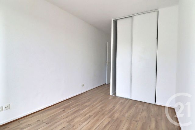 Appartement F2 à vendre - 2 pièces - 39.47 m2 - VILLEPINTE - 93 - ILE-DE-FRANCE - Century 21 Vert-Galant