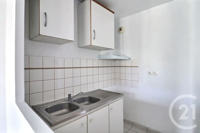 Appartement F2 à vendre - 2 pièces - 39.47 m2 - VILLEPINTE - 93 - ILE-DE-FRANCE - Century 21 Vert-Galant