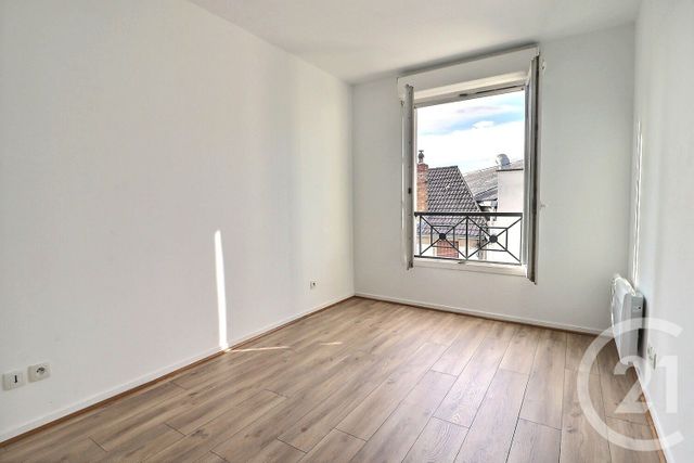Appartement F2 à vendre - 2 pièces - 39.47 m2 - VILLEPINTE - 93 - ILE-DE-FRANCE - Century 21 Vert-Galant