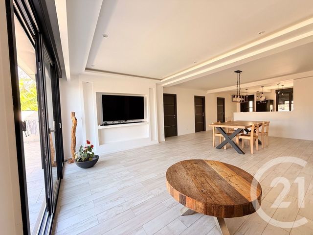 maison à vendre - 5 pièces - 149.38 m2 - TREMBLAY EN FRANCE - 93 - ILE-DE-FRANCE - Century 21 Vert-Galant