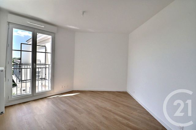 Appartement F2 à louer - 2 pièces - 42.68 m2 - LE BLANC MESNIL - 93 - ILE-DE-FRANCE - Century 21 Vert-Galant