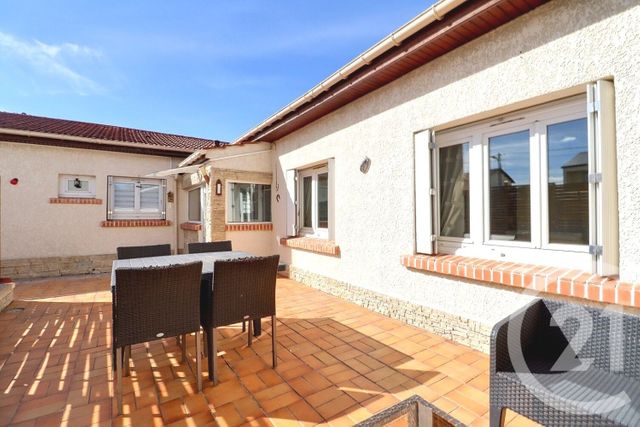 maison à louer - 4 pièces - 85.27 m2 - TREMBLAY EN FRANCE - 93 - ILE-DE-FRANCE - Century 21 Vert-Galant