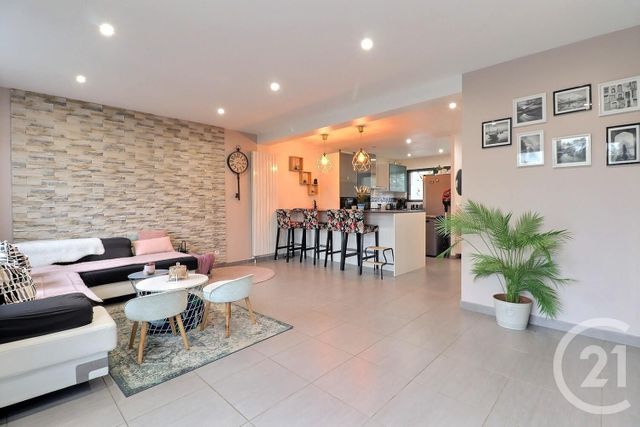 maison à vendre - 4 pièces - 90.0 m2 - TREMBLAY EN FRANCE - 93 - ILE-DE-FRANCE - Century 21 Vert-Galant
