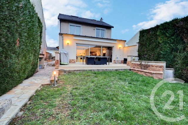 maison à vendre - 5 pièces - 151.44 m2 - TREMBLAY EN FRANCE - 93 - ILE-DE-FRANCE - Century 21 Vert-Galant